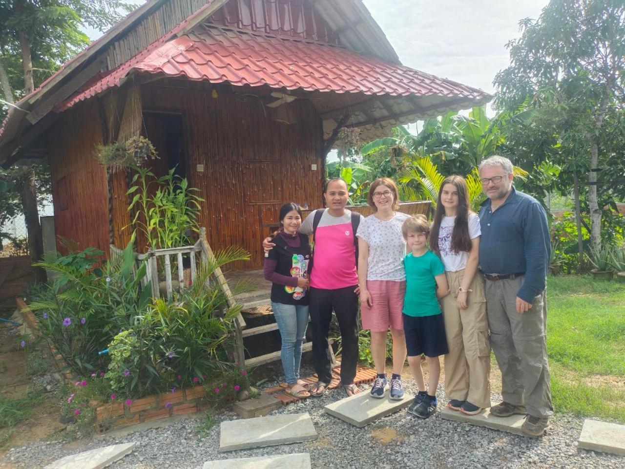 Odambang Village Homestay Battambang Luaran gambar
